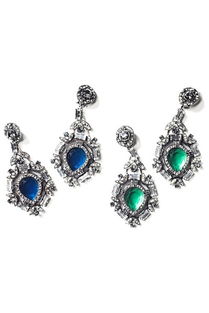 复古宫廷风or趣味卡通范儿 选对珠宝更迷人